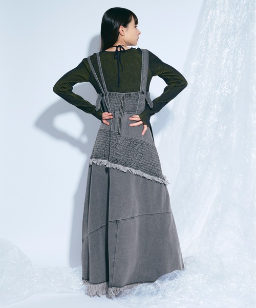 Ezick（エジック）の「lady mode　shirring　デザインデニムワンピース（ワンピース・レディース・ブラック/グレー・FREE）」の5枚目の写真