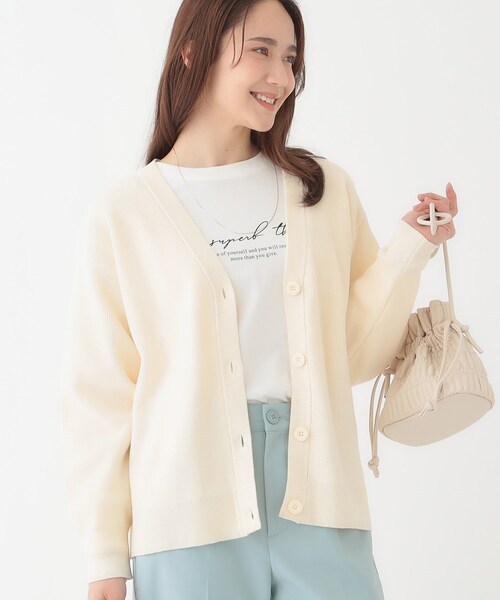 SHOO・LA・RUE(シューラルー)の「【洗える/S-LL】ドライタッチが心地よい 畦編みVネックカーディガン(カーディガン/ボレロ・レディース・ベージュ/パープル/ネイビー/アイボリー・01/02/03/04)」の1枚目の写真