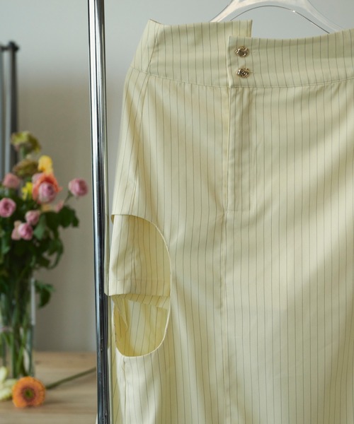 loin nuit（ロワンニュイ）の「side open design skirt / サイドオープンデザインスカート（スカート・レディース・アイボリー/ネイビー・FREE）」の9枚目の写真