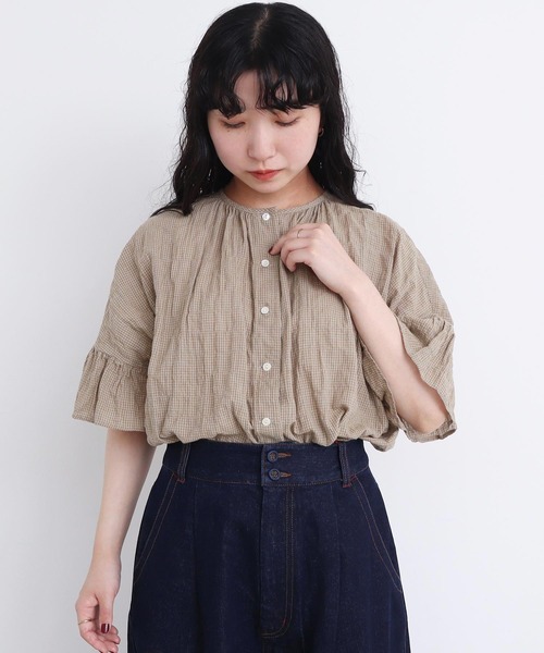 l'atelier du savon（アトリエドサボン）の「●くしゃくしゃコットン ブラウス（シャツ/ブラウス・レディース・ブルー/ホワイト/ブラック/ベージュ・FREE）」の6枚目の写真