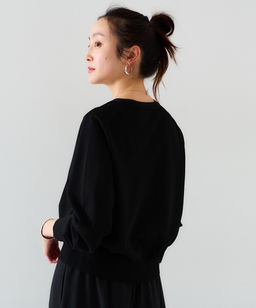 UNTITLED（アンタイトル）の「【体型カバー/日除け】シアーニットカーディガン（カーディガン/ボレロ・レディース・オレンジ/ブラック/ブラウン系その他/ホワイト・00/44/48/04/02）」の7枚目の写真