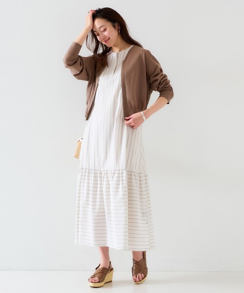 UNTITLED（アンタイトル）の「【体型カバー/日除け】シアーニットカーディガン（カーディガン/ボレロ・レディース・オレンジ/ブラック/ブラウン系その他/ホワイト・00/44/48/04/02）」の13枚目の写真