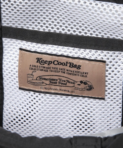 BAYFLOW（ベイフロー）の「[500mlペットボトル収納可]【PEANUTS】保冷保温巾着トート（トートバッグ・レディース・イエロー/ライトグレー/ブラック/アイボリー/ライトブルー・0）」の15枚目の写真