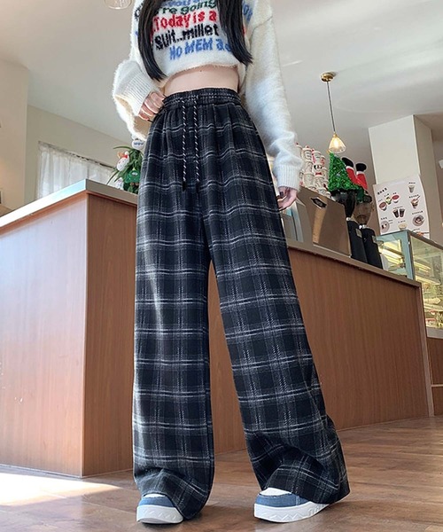 LAFFMO（ラフモ）の「チェックワイドイージーパンツ（その他パンツ・レディース・ネイビー/ブラック・L/M）」の10枚目の写真