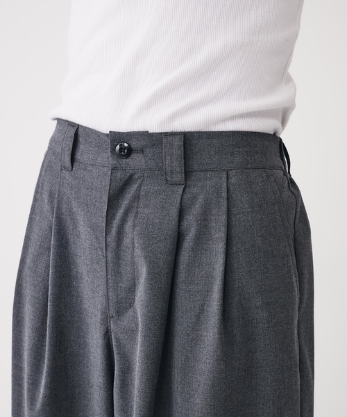 Adoon plain(アドーンプレーン)の「2-Tack Wide Straight Slacks / 2タックワイドストレートスラックス(スラックス・メンズ・ベージュ/ライトグレー・LARGE/SMALL/MEDIUM)」の19枚目の写真