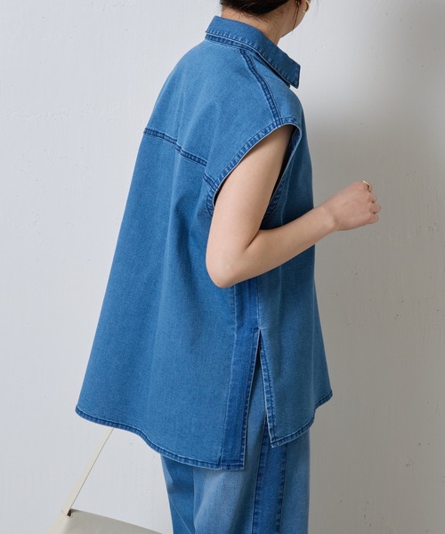 COLLAGE GALLARDAGALANTE（コラージュガリャルダガランテ）の「Q.anos/ライトオンスデニムシャツ（ベスト・レディース・ブルー/ライトベージュ・FREE）」の10枚目の写真