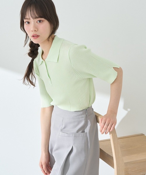 earth music&ecology（アースミュージックアンドエコロジー）の「半袖ポロニットプルオーバー（ニット/セーター・レディース・レッド/ライトグレー/ブラック/グリーン系その他2/アイボリー・FREE）」の6枚目の写真