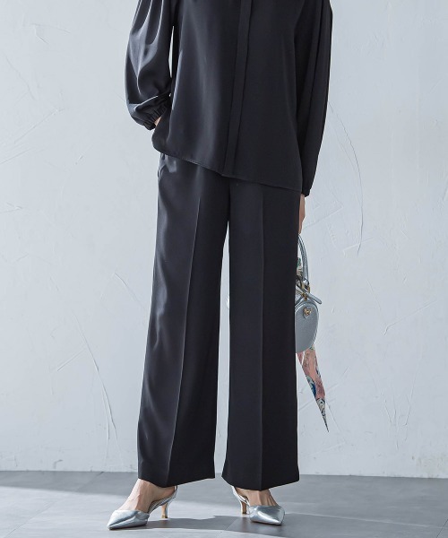 LAUTREAMONT（ロートレアモン）の「【WEB限定】【11号あり】サテンフィールリラックスパンツ≪セットアップ対応≫≪接触冷感/洗える≫（その他パンツ・レディース・ブラック/カーキ/ベージュ/ピンク・7号/9号/11号）」の2枚目の写真