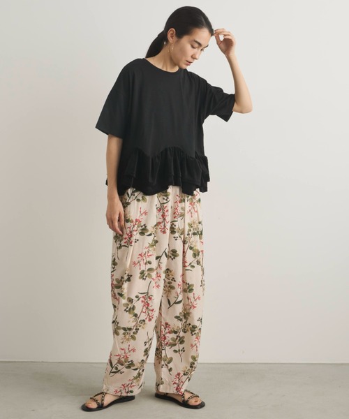 Libra Cue（リブラ キュー）の「裾フリルルーズカットソー（Tシャツ/カットソー・レディース・ブラック/オフホワイト/チャコールグレー・FREE）」の13枚目の写真