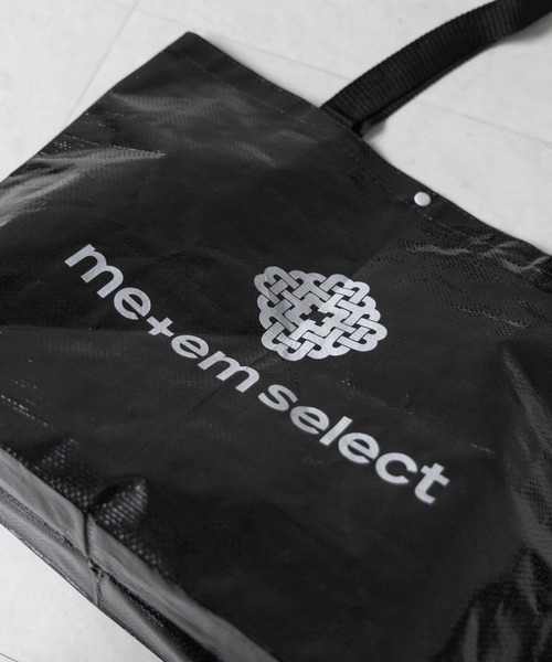 me+em select(ミームセレクト)の「LOGO TARPAULIN SHOPPER BAG BLACK / ロゴターポリンショッパーバッグブラック(エコバッグ/サブバッグ・レディース・ブラック・MEDIUM)」の4枚目の写真