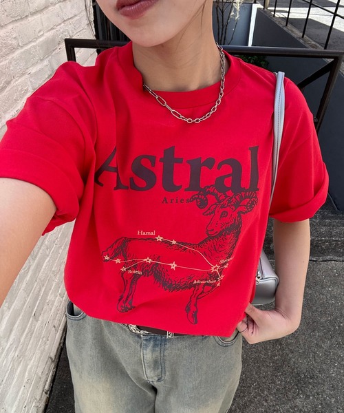 CIAOPANIC（チャオパニック）の「星座プリントTEE（Tシャツ/カットソー・レディース・ブラック/サックスブルー/グレイッシュベージュ/チャコールグレー/ネイビー/ベージュ/イエロー/パープル/サーモンピンク/レッド/ピンク/ホワイト・FREE）」の12枚目の写真