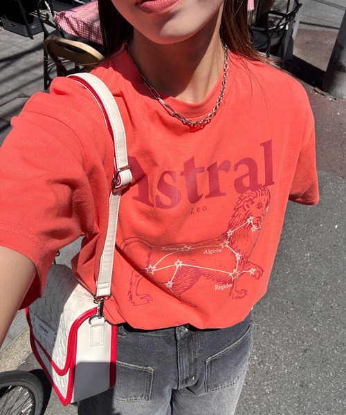 CIAOPANIC（チャオパニック）の「星座プリントTEE（Tシャツ/カットソー・レディース・ブラック/サックスブルー/グレイッシュベージュ/チャコールグレー/ネイビー/ベージュ/イエロー/パープル/サーモンピンク/レッド/ピンク/ホワイト・FREE）」の11枚目の写真