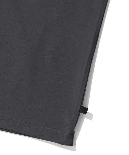 DAIWA PIER39(ダイワピア39)の「DAIWA PIER39 TECH DRAWSTRING S/S TEE ダイワピア Tシャツ(Tシャツ/カットソー・メンズ・ブラック/チャコール/ホワイト・SMALL/MEDIUM/LARGE/X-LARGE)」の4枚目の写真