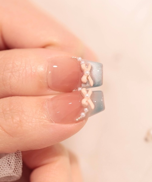 【オーダー】ネイルチップ　フレンチ　ブルー　マグネット　リボン カラー変更でオーダー頂きました🙇‍♀️💙 #ネイルチップ