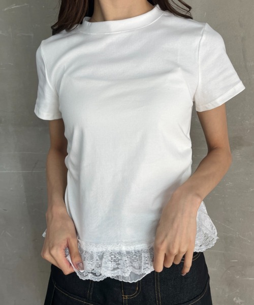 tolene(トレネ)の「裾レースレイヤードサイドシャーリング半袖T(Tシャツ/カットソー・レディース・ブラック/ホワイト/グレー/チャコール・FREE)」の9枚目の写真