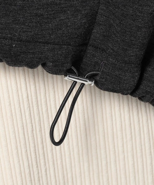 Grand PARK（グランドパーク）の「ダンボール素材　パイピングZIPフードブルゾン（ブルゾン・レディース・グレイッシュベージュ/ブラック/チャコールグレー・FREE）」の13枚目の写真