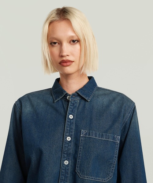 G-STAR（ジースター）の「BOXY RELAXED 1-POCKET SHIRT/1ポケットクロップドリラックスデニムシャツ/オーバーサイズ（シャツ/ブラウス・レディース・インディゴブルー・SMALL/MEDIUM/X-SMALL）」の3枚目の写真