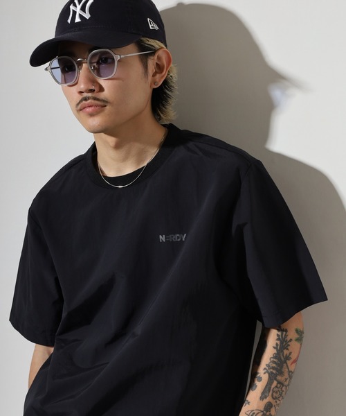 NERDY（ノルディ）の「ウーブンベーシック Tシャツ（Tシャツ/カットソー・メンズ・ブラック/ベージュ/ピンク/グリーン・SS/S/M/L）」の22枚目の写真