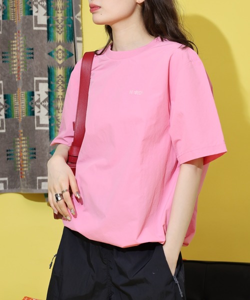 NERDY（ノルディ）の「ウーブンベーシック Tシャツ（Tシャツ/カットソー・メンズ・ブラック/ベージュ/ピンク/グリーン・SS/S/M/L）」の17枚目の写真