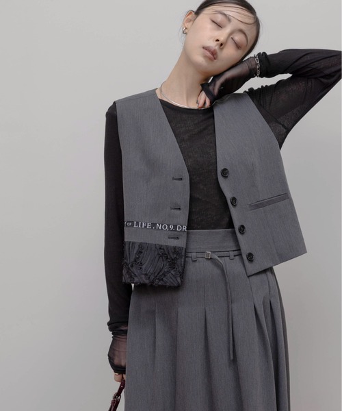 エイミーロウ Eimee Law ロゴテープチェックベスト 84311F-2 チェック ベスト ロゴテープ 秋ファッション レイヤード ショート丈 テープ刺繍 CHARCOALGRAY Eimee Law エイミーロウ ロゴテープチェックベスト 84311F-2