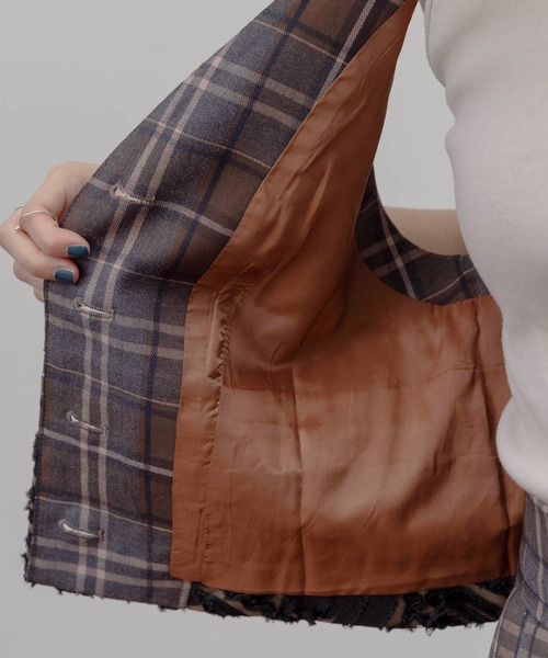 Eimee Law（エイミーロウ）の「ロゴテープチェックベスト（ベスト・レディース・グレー/チャコールグレー/ブラウン・FREE）」の16枚目の写真
