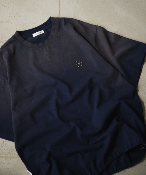 Adoon plain（アドーンプレーン）の「Vintage-like Studded T-Shirt / ヴィンテージライクスタッズTシャツ（Tシャツ/カットソー・メンズ・オフホワイト/ネイビー/ブラック/ブラウン/レッド系その他・MEDIUM/LARGE）」の4枚目の写真