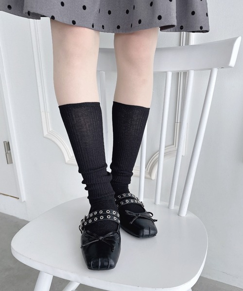 Loueme（ルエム）の「【6色展開】カラーリブハイソックス（ソックス/靴下・レディース・グレー/ブラウン/ホワイト/ブラック/アイボリー/レッド・FREE）」の20枚目の写真