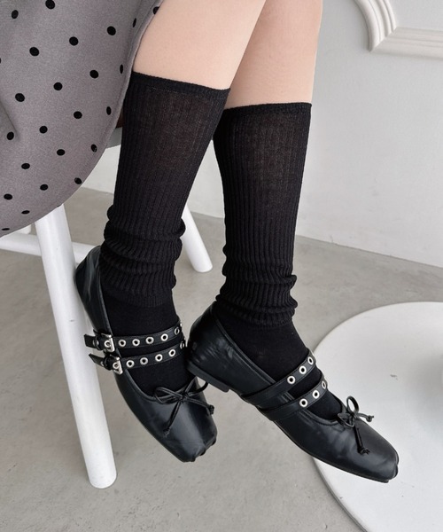 Loueme（ルエム）の「【6色展開】カラーリブハイソックス（ソックス/靴下・レディース・グレー/ブラウン/ホワイト/ブラック/アイボリー/レッド・FREE）」の18枚目の写真