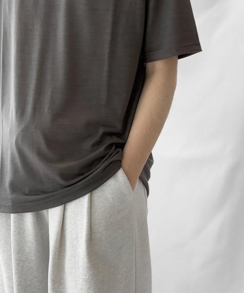 Toironier（トワロニエ）の「Toironier/トワロニエ/Merino Wool-T（Tシャツ/カットソー・メンズ・ブラック/ベージュ/チャコールグレー・1/2）」の6枚目の写真