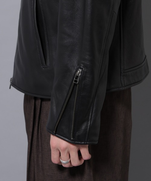 NANO universe（ナノユニバース）の「バンドカラーレザーシングルライダースジャケット（ライダースジャケット・メンズ・ブラック・S/M/L/XL）」の14枚目の写真