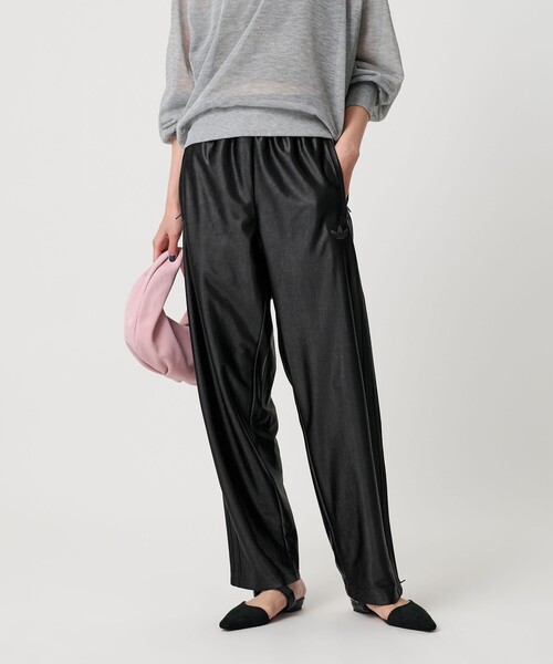 adidas Originals(アディダスオリジナルス)の「<adidas Originals>ファイヤーバード メタリックトラックパンツ(その他パンツ・レディース・グレー系/ブラック・S/XS)」の14枚目の写真