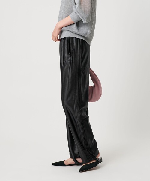 adidas Originals(アディダスオリジナルス)の「<adidas Originals>ファイヤーバード メタリックトラックパンツ(その他パンツ・レディース・グレー系/ブラック・S/XS)」の15枚目の写真