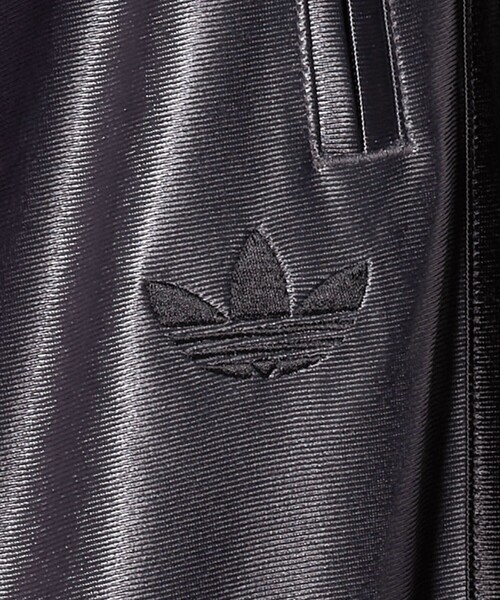 adidas Originals(アディダスオリジナルス)の「<adidas Originals>ファイヤーバード メタリックトラックパンツ(その他パンツ・レディース・グレー系/ブラック・S/XS)」の9枚目の写真