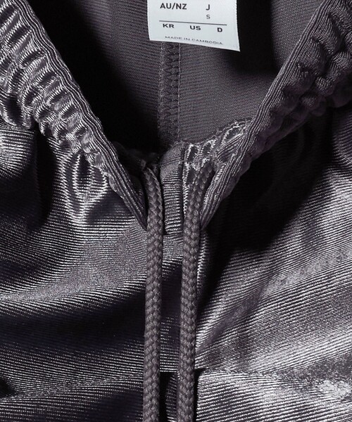 adidas Originals(アディダスオリジナルス)の「<adidas Originals>ファイヤーバード メタリックトラックパンツ(その他パンツ・レディース・グレー系/ブラック・S/XS)」の5枚目の写真