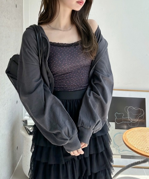 ハート柄✭レース花柄タイトトップス✭セク可愛キャミソール春コーデ　韓国 アンドカワイイ And Kawaii レースタンクトップ 花柄レース