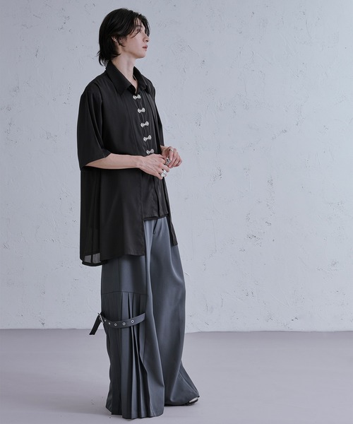 Ellno Loset（エルノロゼット）の「レイヤードメタルチャイナシャツ（シャツ/ブラウス・メンズ・ブラック/ブルーグレー/オフホワイト・SMALL/MEDIUM/LARGE）」の11枚目の写真