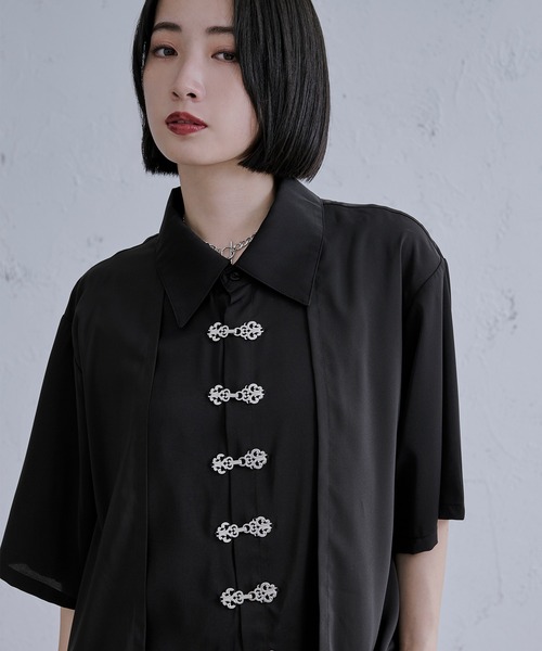 Ellno Loset（エルノロゼット）の「レイヤードメタルチャイナシャツ（シャツ/ブラウス・メンズ・ブラック/ブルーグレー/オフホワイト・SMALL/MEDIUM/LARGE）」の13枚目の写真