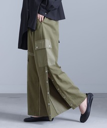 kOhAKU（コハク）の「『配色切替カーゴパンツ』（カーゴパンツ）」