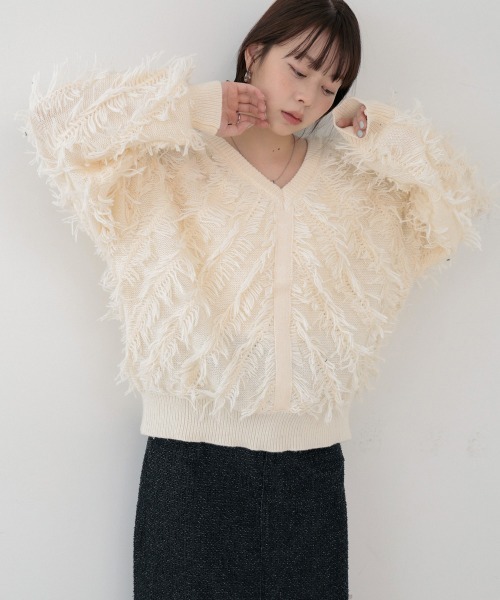 Bab(バブ)の「前後2WAYシャギーニットトップス(ニット/セーター・レディース・グリーン/A/アイボリー/チャコールグレー・FREE)」の12枚目の写真