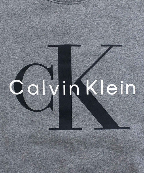 Calvin Klein（カルバン・クライン）の「CK モノグラムロゴ スウェット クルーネック MONOLOGO FLEECE CREW NECK（スウェット・メンズ・グレー/ブラック/ホワイト・S/M/L/XL）」の14枚目の写真