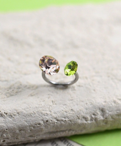 styiro（スタイロ）の「バイカラービジューキャッチボディピアス（ピアス（片耳用）・レディース・パープル/ブルー/サーモンピンク/ピンク・FREE）」の11枚目の写真