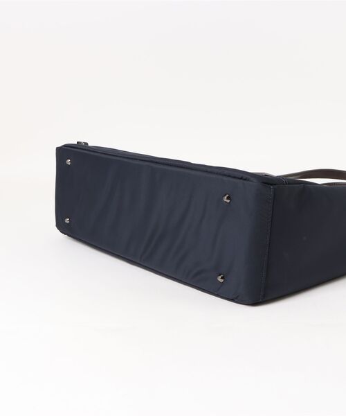 ビジネスバッグ バネオ B4サイズ収納可能 14inchPC収納 21L