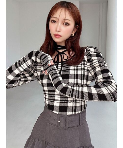 RESEXXY（リゼクシー）の「チョーカーデザインニットトップス（ニット/セーター・レディース・ブラック/ピンク/その他1/レッド・FREE）」の17枚目の写真