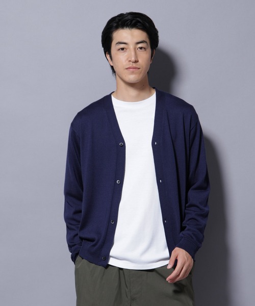 NANO universe（ナノユニバース）の「タスマニアウールミックスベーシックカーディガン（カーディガン/ボレロ・メンズ・ブラック/ネイビー/ブラウン/トップグレー・M/L/XL/S）」の4枚目の写真