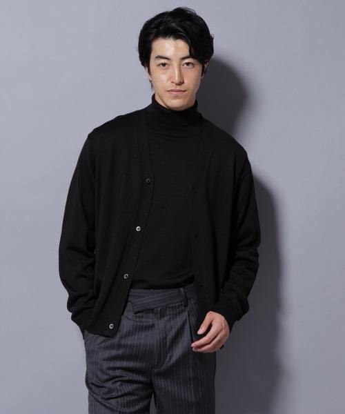 NANO universe（ナノユニバース）の「タスマニアウールミックスベーシックカーディガン（カーディガン/ボレロ・メンズ・ブラック/ネイビー/ブラウン/トップグレー・M/L/XL/S）」の5枚目の写真