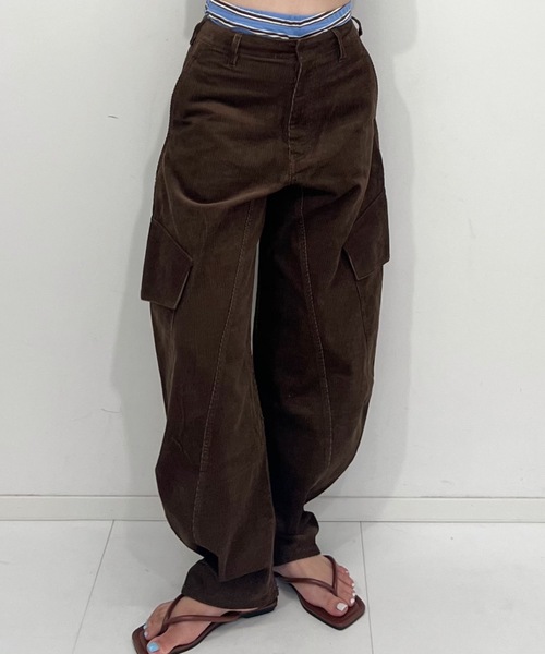 ZOZOMARKET(ゾゾマーケット)の「ZOZOMARKET by tomoka - コーデュロイバレルレッグツイストカーゴ(カーゴパンツ・レディース・ダークブラウン・マルチサイズ)」の22枚目の写真