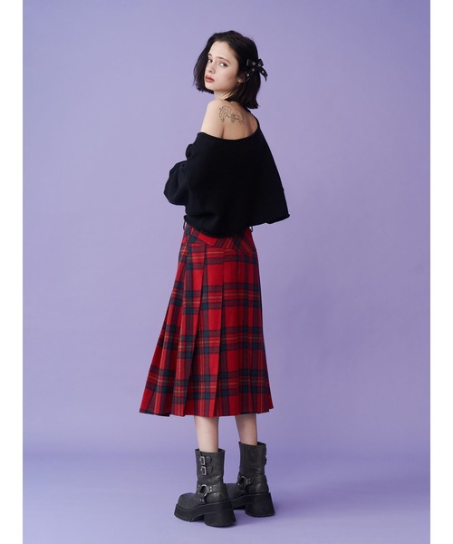 jouetie(ジュエティ)の「ワンショルスタッズショートニット(ニット/セーター・レディース・アイボリー/ブラック/ピンク・MEDIUM)」の13枚目の写真