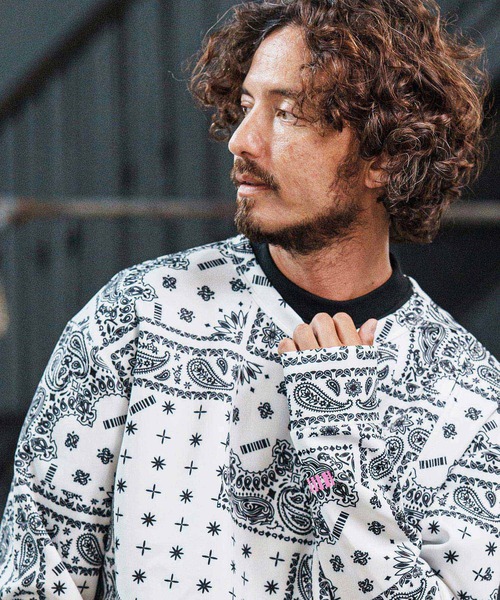 felkod(フィルコッド)の「msw1750-Bandana Cardboard Knit Zip Accent Pullover トレーナー(F25F100)(スウェット・メンズ・ホワイト/ライトグレー/ブラック・S/M/L)」の5枚目の写真