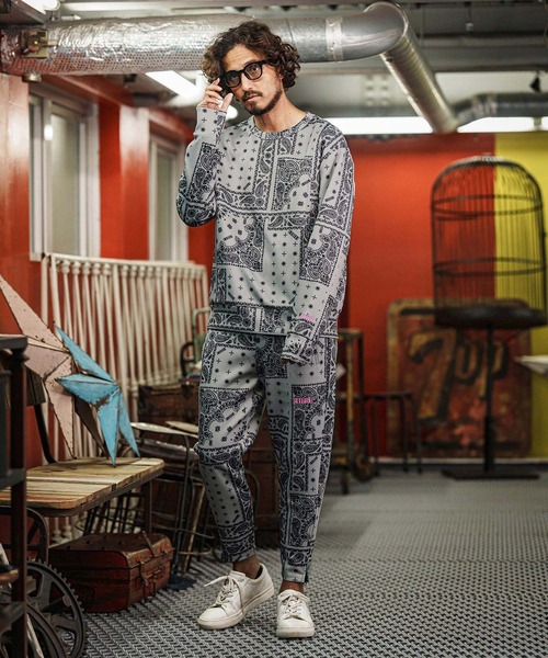 felkod(フィルコッド)の「msw1750-Bandana Cardboard Knit Zip Accent Pullover トレーナー(F25F100)(スウェット・メンズ・ホワイト/ライトグレー/ブラック・S/M/L)」の13枚目の写真