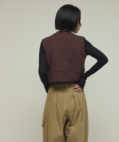 Firsthand(ファーストハンド)の「Firsthand/ファーストハンド オーガニックコットン レース スウェットベスト / 裏毛スウェット(ベスト・レディース・ブラック/グレー/ブラウン・ONE SIZE)」の21枚目の写真